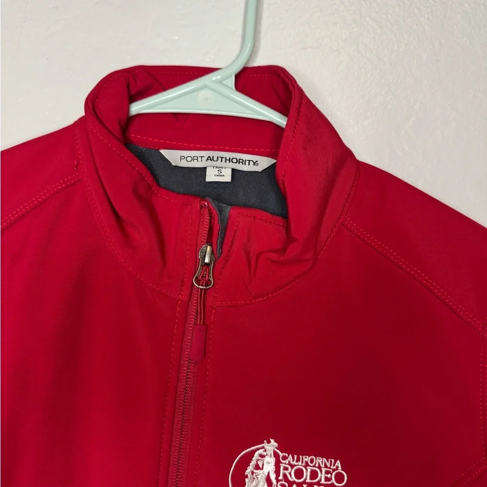California Rodeo Red Softshell Jacket - Picture 2 of 3